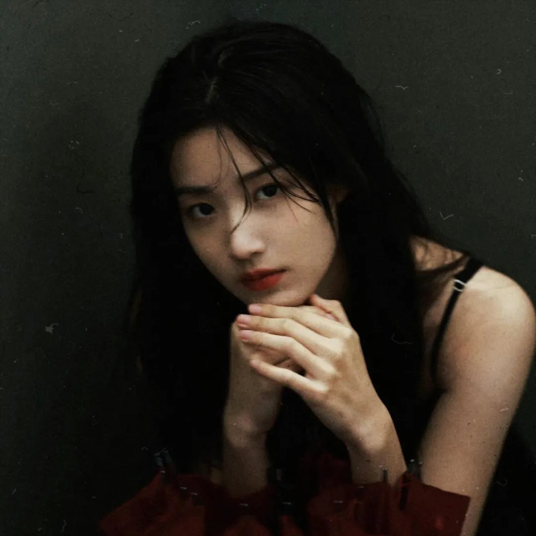 丹顶鹤女孩